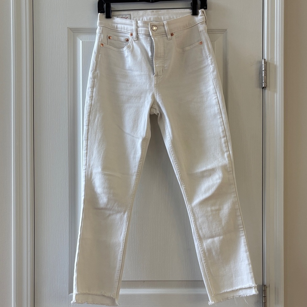 GAP Women's High Rise White Jeans